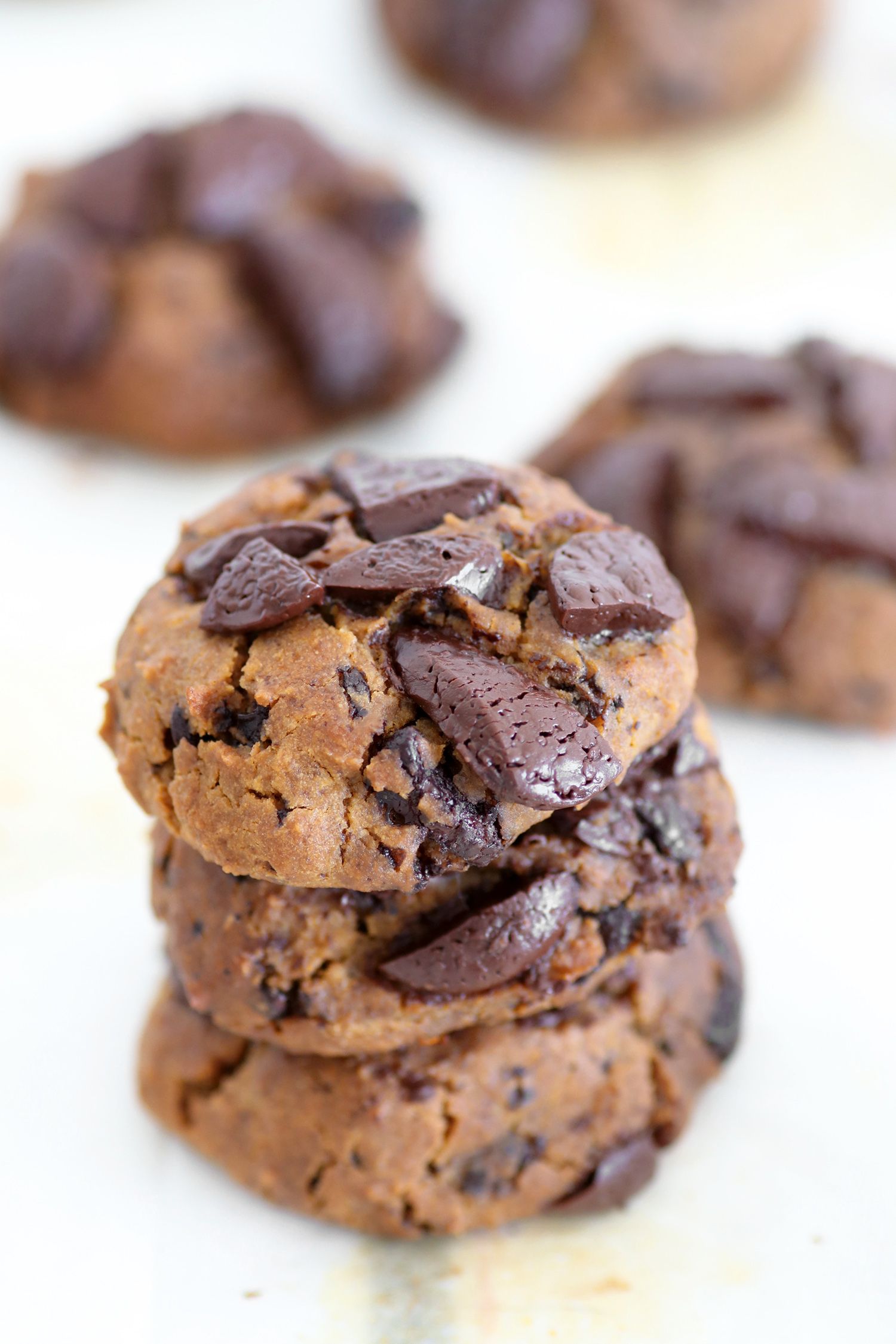 Healthy Chocolate Chip Cookies with Chickpeas