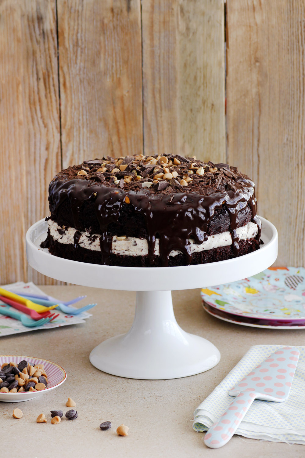 Snickers Chocolate Cake 