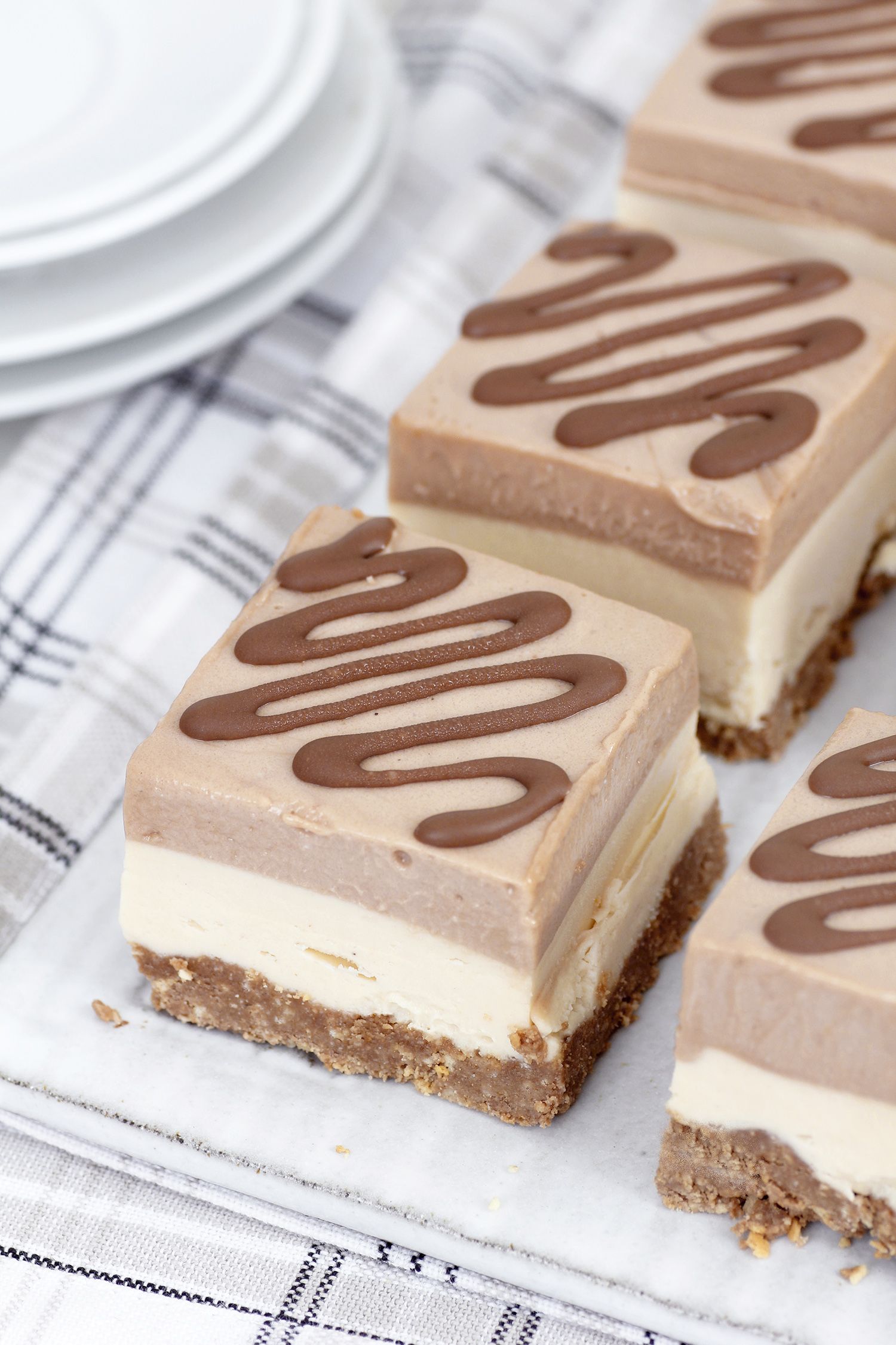 No Bake Cheesecake Bars with Peanut Butter and Chocolate