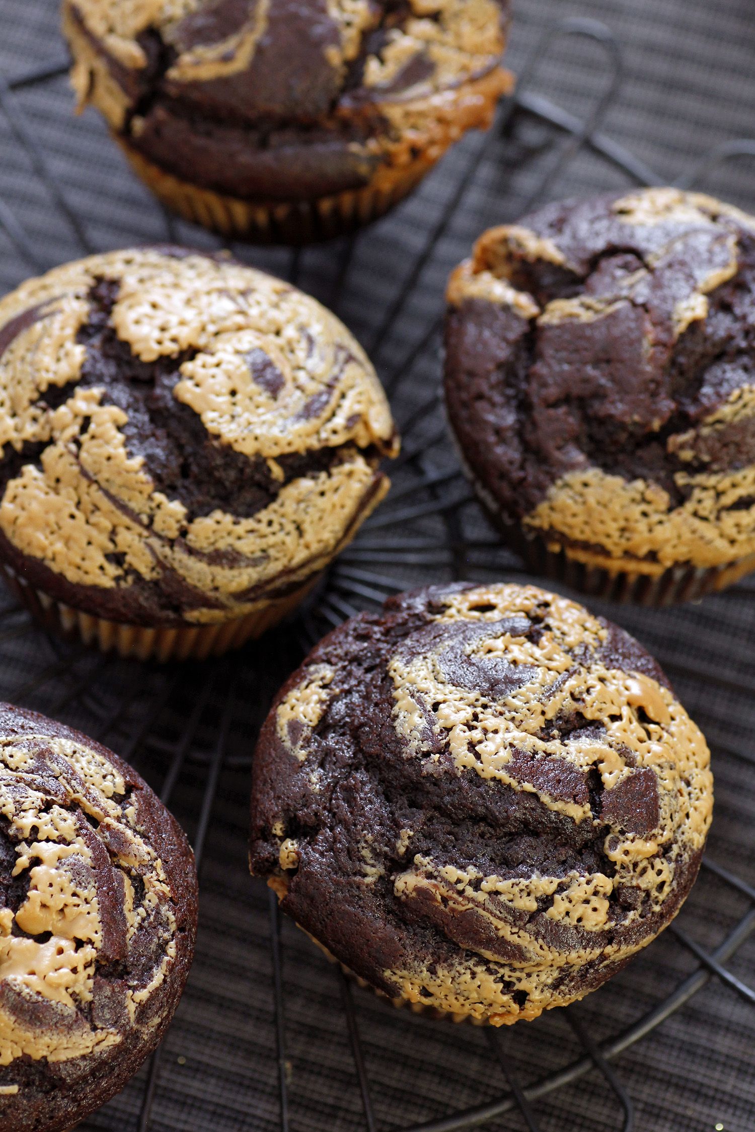 Loaded Peanut Butter Pretzel Cookies • Sarahs Bake Studio