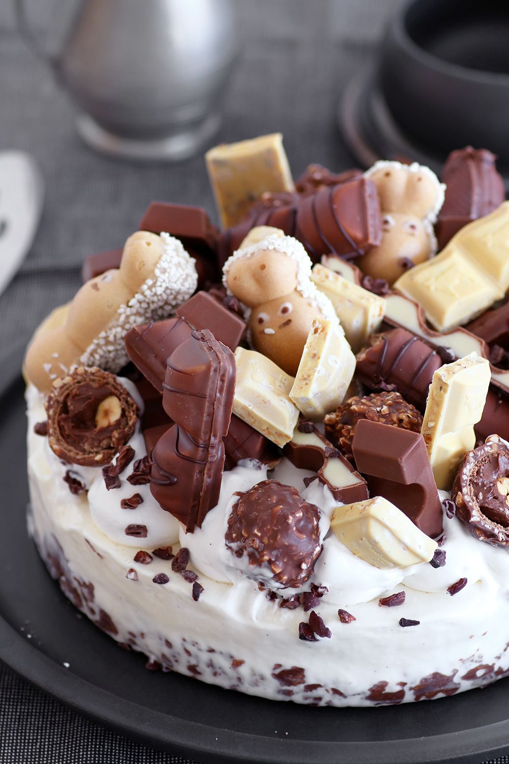 עוגת גלידה קינדר ושוקולד לבן