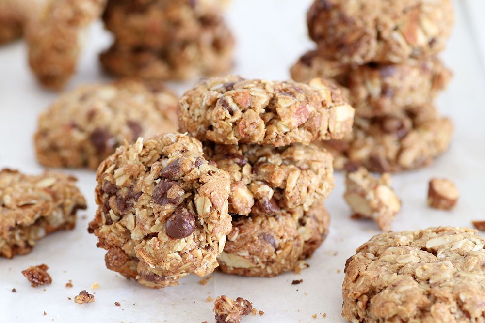 Chocolate Chip Granola Cookies with Almonds