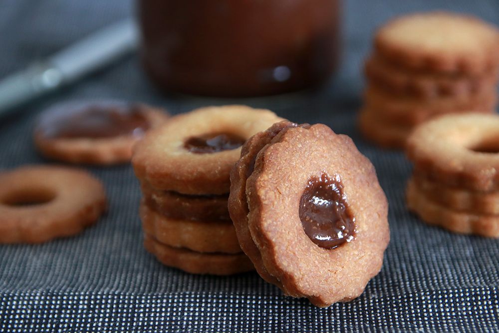Homemade Nutella spread | Photo: Natalie Levin
