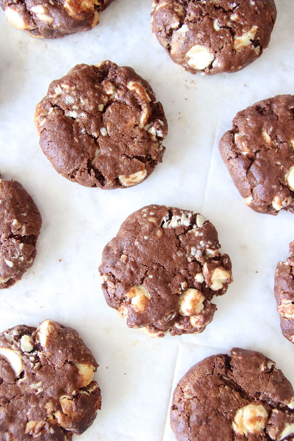 Upside Down Chocolate Chip Cookies | Photo: Natalie Levin