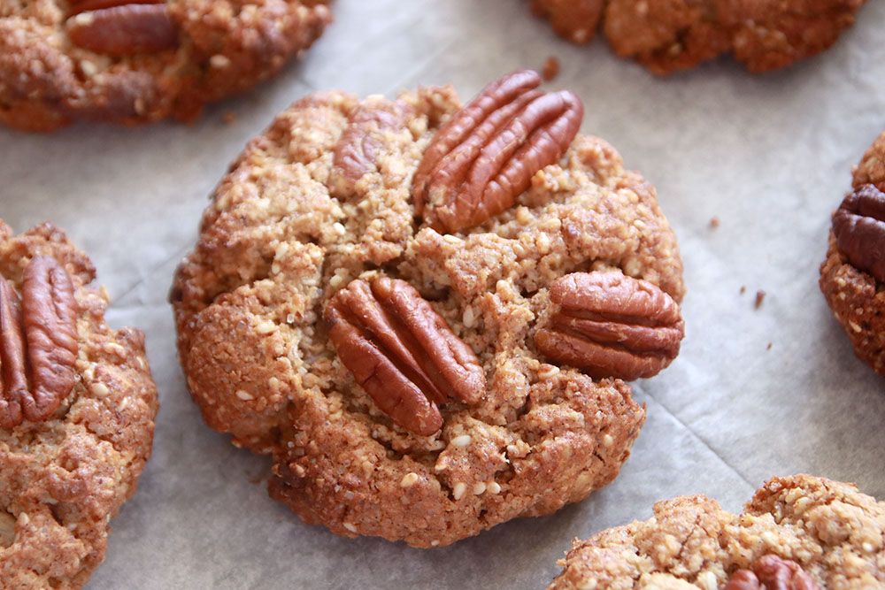 Soft and Chewy Oatmeal Cookies | Photo: Natalie Levin