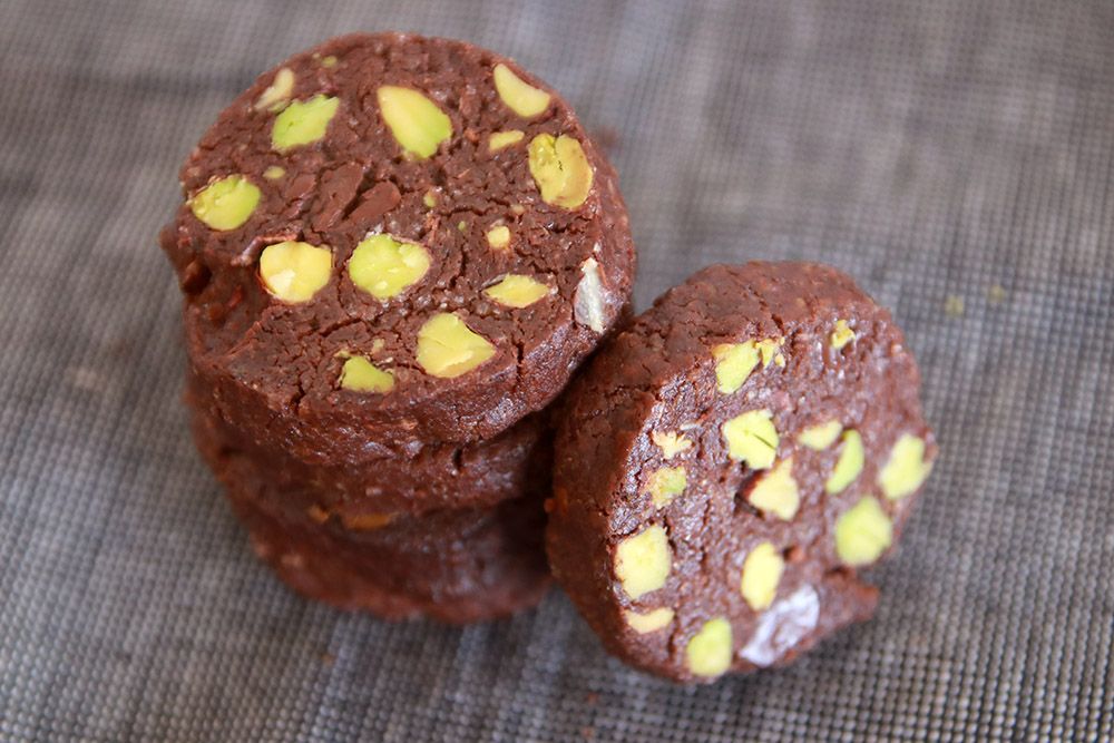 עוגיות שוקולד ופיסטוק | צילום: נטלי לוין