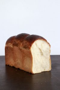 לחם חלב יפני | צילום: נטלי לוין