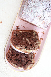 עוגת שיש שוקולד וטחינה | צילום: נטלי לוין