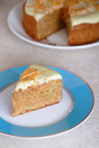 עוגת גזר ותפוז | צילום: נטלי לוין